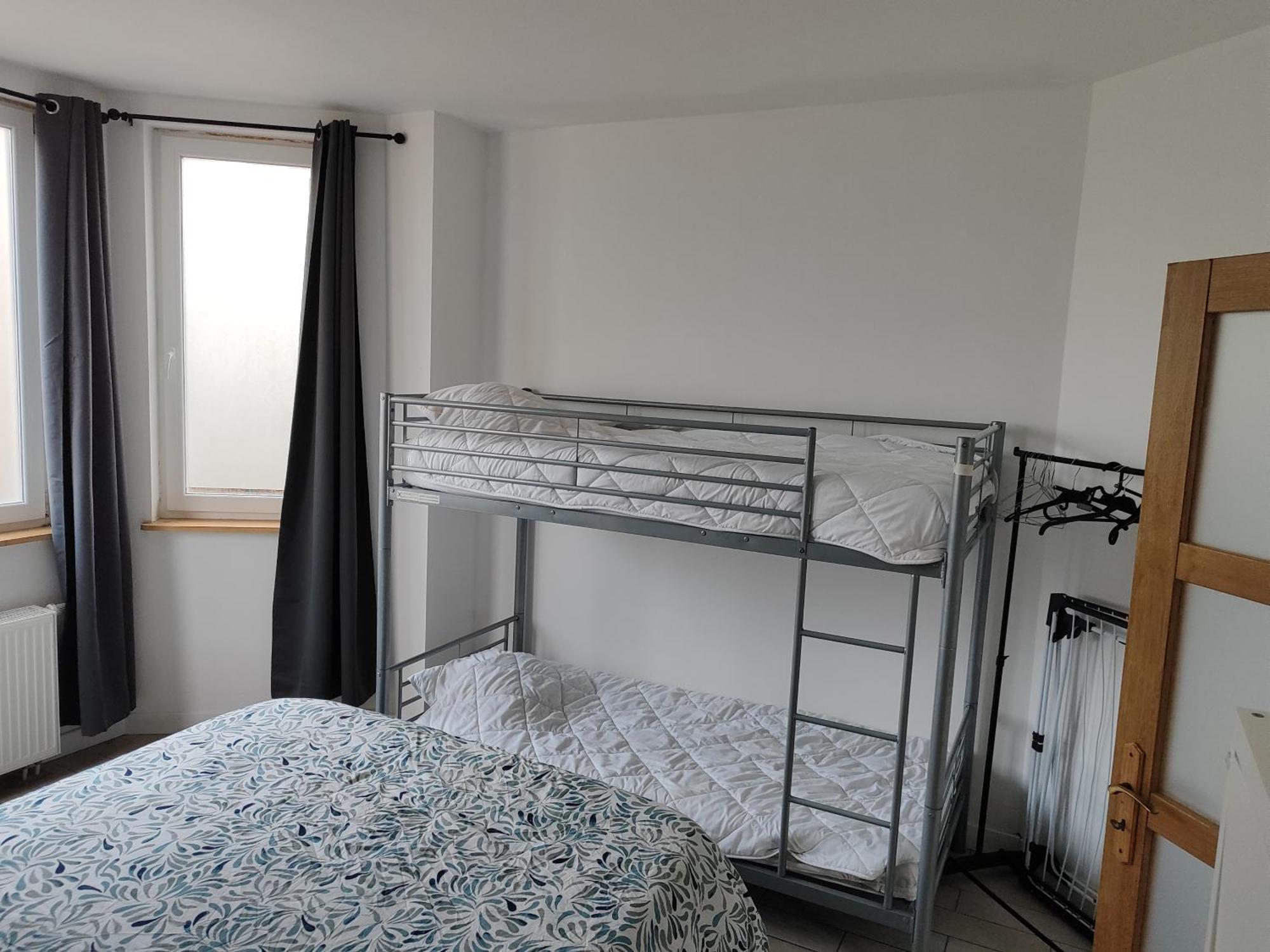 Appartement Spacieux Avec Parking Et Terrasse De Panne Buitenkant foto