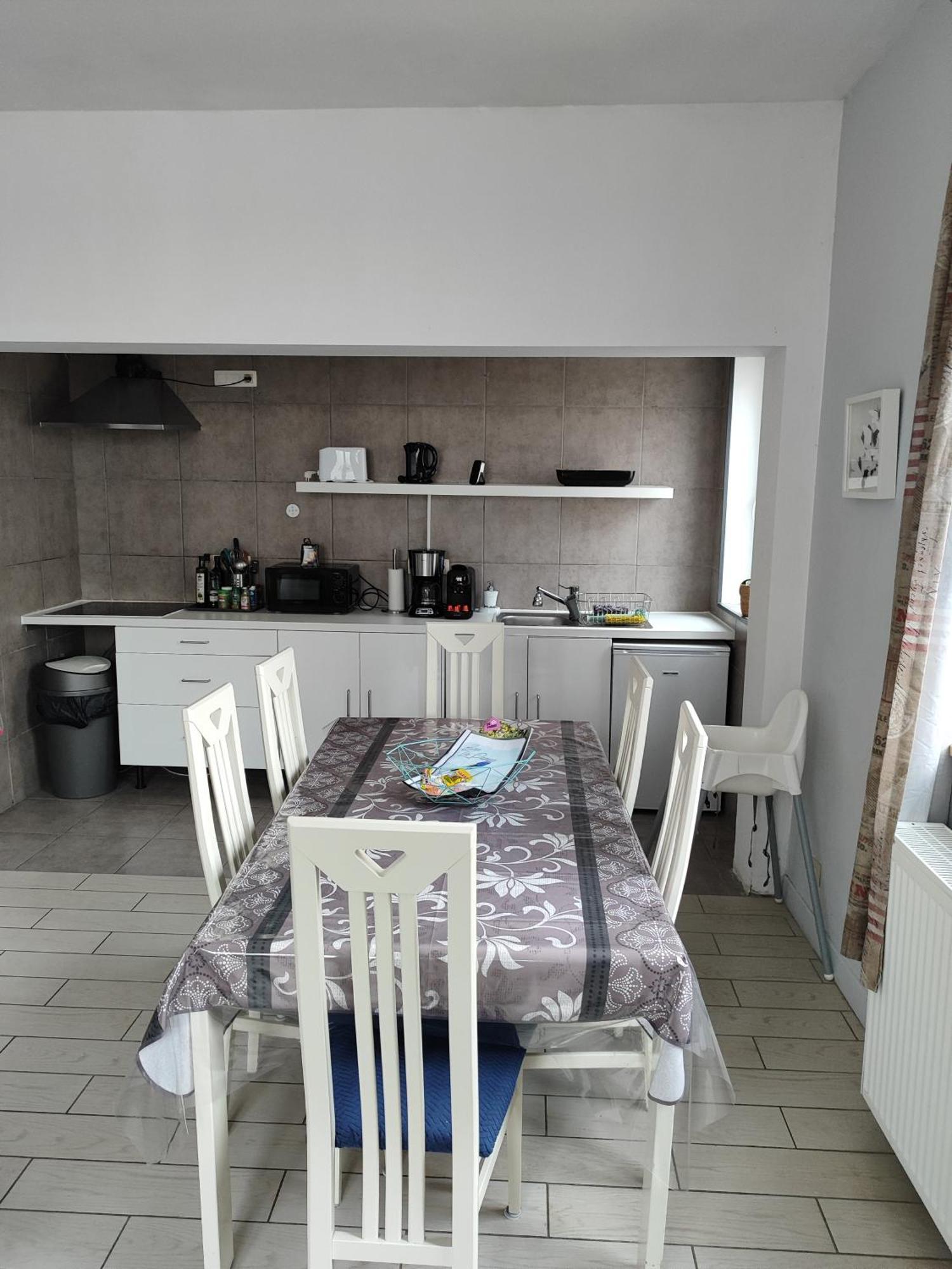 Appartement Spacieux Avec Parking Et Terrasse De Panne Buitenkant foto